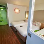 Campanile Evry Ouest - Essonnes Otel