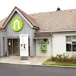 فندق Campanile Evry Ouest - Essonnes