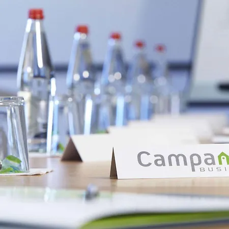 Campanile Evry Ouest - Essonnes Hotel 3*