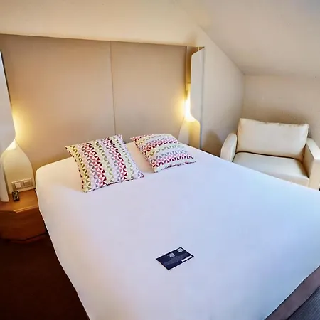 Ξενοδοχείο Campanile Evry Ouest - Essonnes 3*