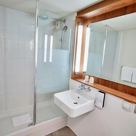 Campanile Evry Ouest - Essonnes