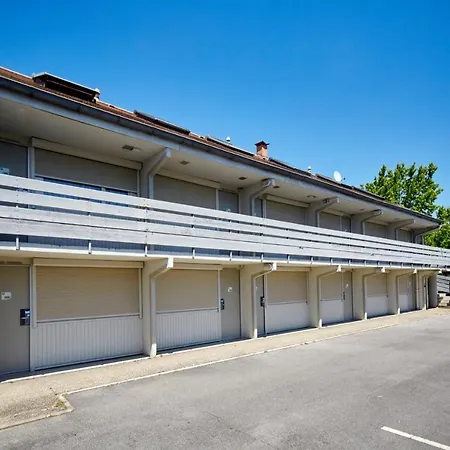 Campanile Evry Ouest - Essonnes Hotel