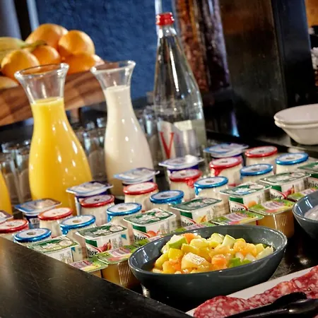 Hotel Campanile Evry Ouest - Essonnes