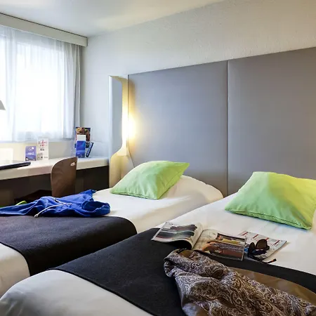 Campanile Evry Ouest - Essonnes 3*