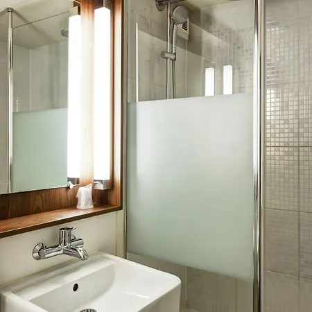 Ξενοδοχείο Campanile Evry Ouest - Essonnes 3*