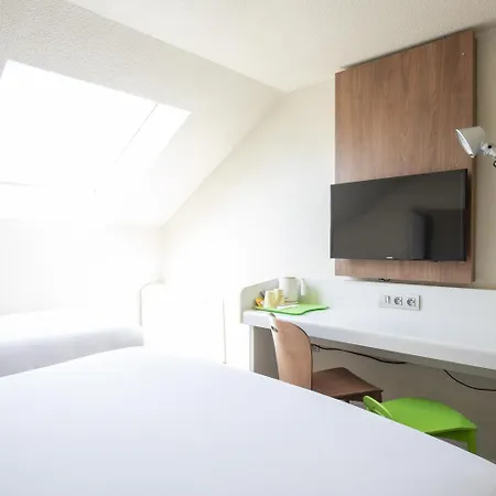Hotel Campanile Evry Ouest - Essonnes Corbeil-Essonnes