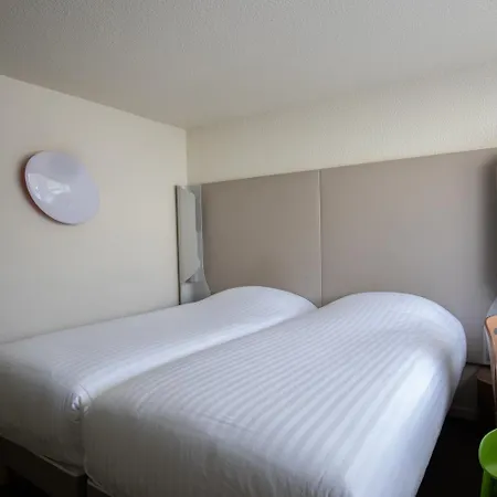 فندق Campanile Evry Ouest - Essonnes 3*