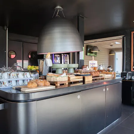 Hotel Campanile Evry Ouest - Essonnes