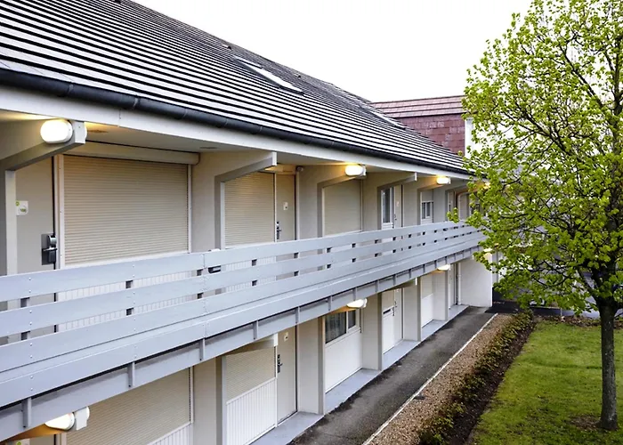 Campanile Evry Ouest - Essonnes Hotel Corbeil-Essonnes