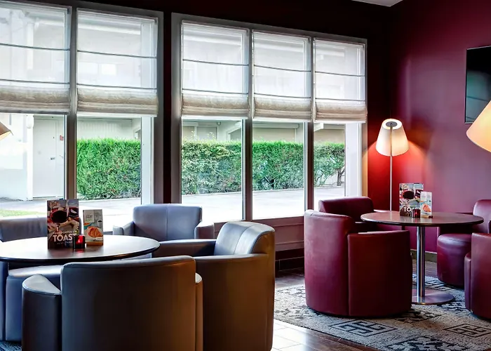 Campanile Evry Ouest - Essonnes 3*