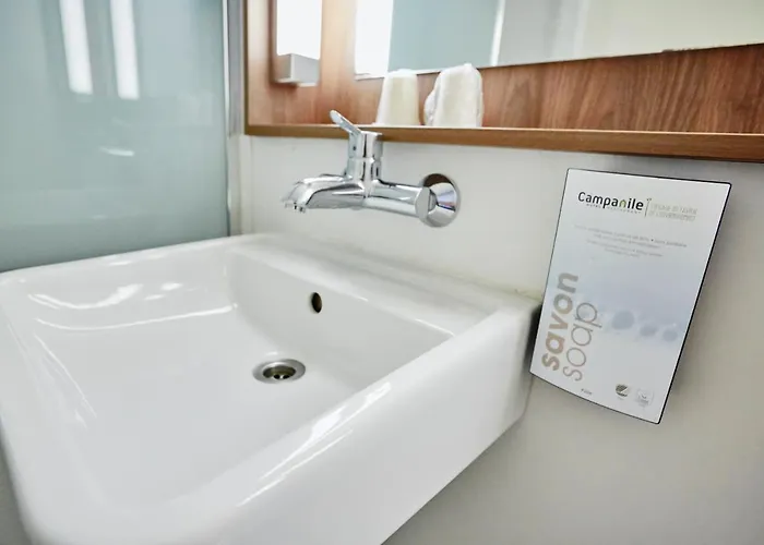 Hotel Campanile Evry Ouest - Essonnes 3*
